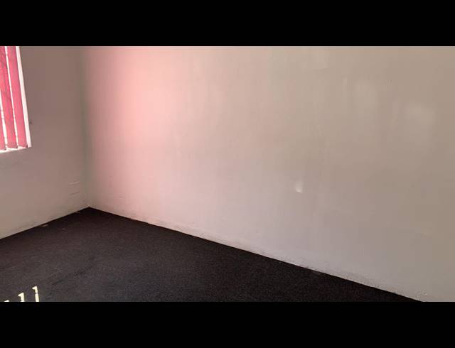 264M² WAREHOUSE TO LET IN ANDERBOLT